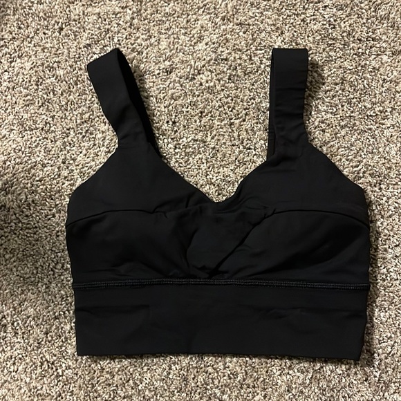 Lululemon Black Sports Bra. Size 4 - Picture 1 of 7
